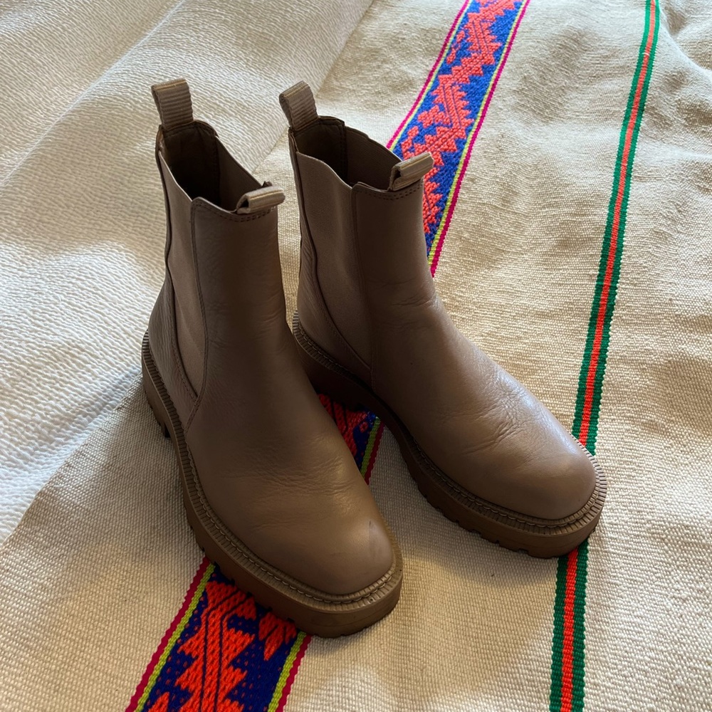 Sam Edelman lug sole boots
